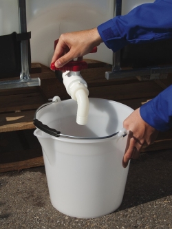 Auslaufhahn IBC Auslaufwinkel/Tülle