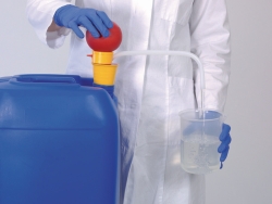 Disposable hand pumps OTAL<sup>®</sup>, with PE conveying pipes