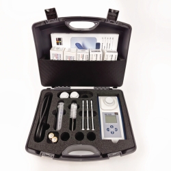 Photometer MD150 CL-Br-ClO<sub>2</sub>-O<sub>3</sub>-pH, mit Reagenztabletten