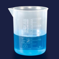 Beaker 25ml, low form, PP 32x47mm, with spout, embossed scale