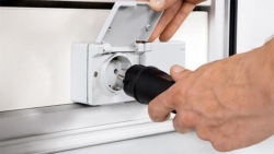 2 Add.powerseockets fised at the rear wall, GAP.95/125