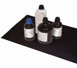 Anti-slip mat, black for cabintes with width 900mm for models Q90,Q30,S90