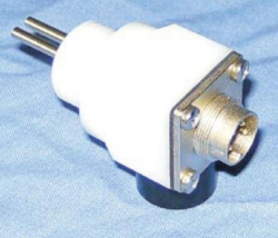 Scew-in cells for conductivity meters