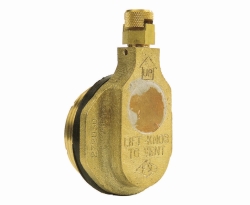 Barrel safety valve made of brass with 2" thread, valve opens 0.35 bar, for the necessary