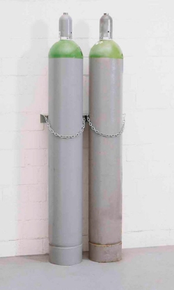 Gas bottle holder, steel for 2 x 230 gas bottles