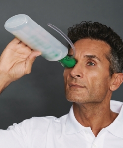 Eye wash bottle, comfort version