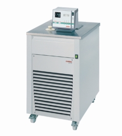 Tiefkälte-Umwälzthermostate TopTech Reihe ME und HighTech Reihe HL, SL