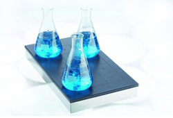 Magnetrührer mit Heizung und Induktion