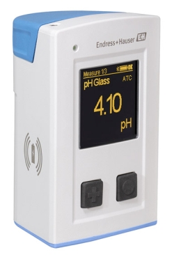 Multiparameter handheld Liquiline Mobile CML18
