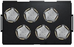 Aluminum platform for Innova&reg; 44/44R, 76 × 46 cm (30 × 18 in), not interchangeable with other 76 × 46 cm platforms, 2.8 L Fernb