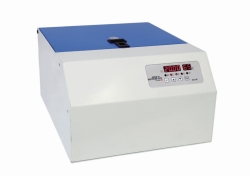 Zentrifuge Compact III