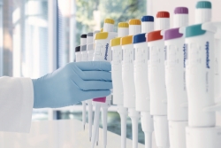 Replacement pipettes Research<sup>&reg;</sup> 3 neo, variable