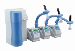 Reinstwassersysteme Barnstead™ GenPure xCAD Plus mit freistehender Entnahmestelle